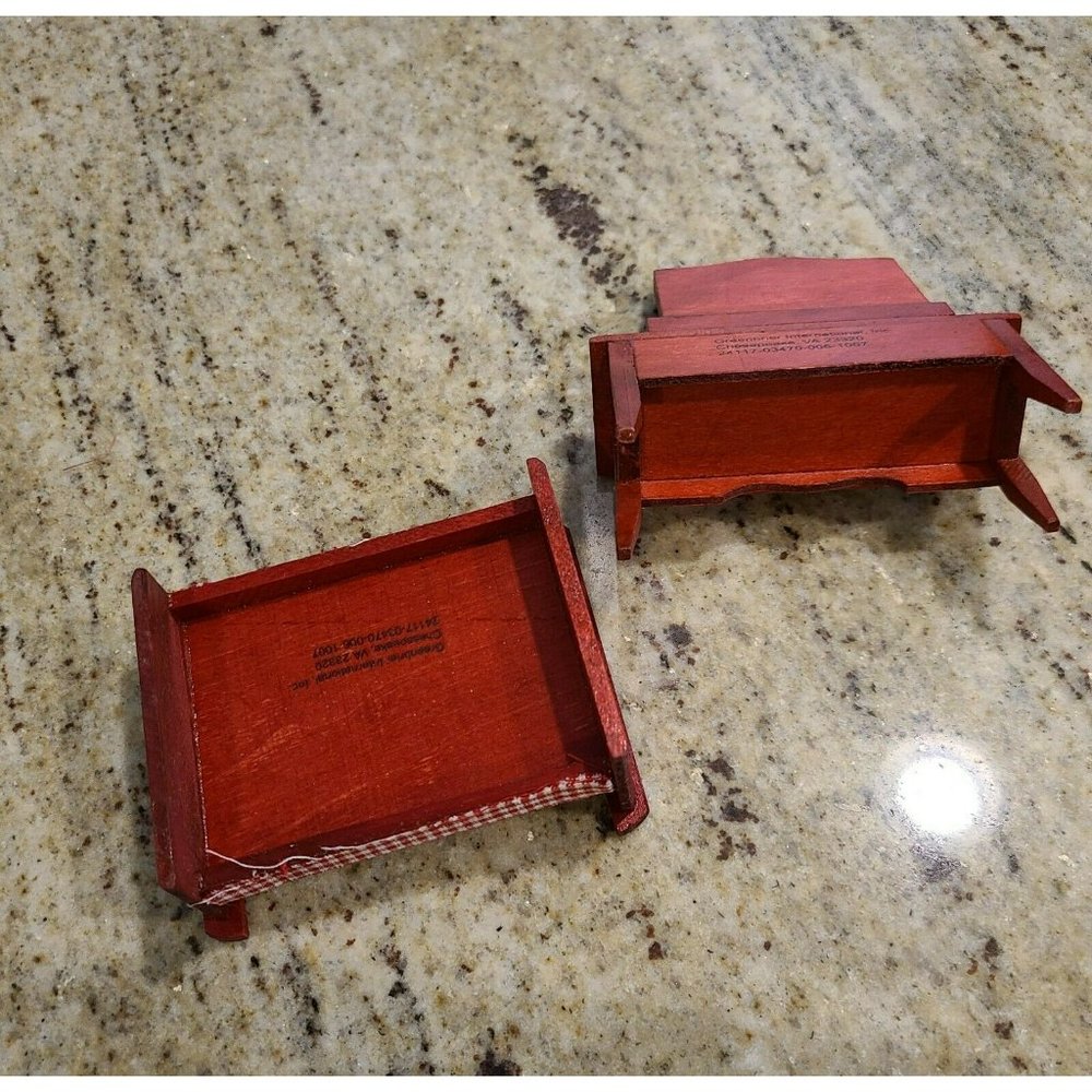 Greenbrier International Doll House Furniture Red Wood Plaid Bed. Mirror Dresser - Picture 7 of 11